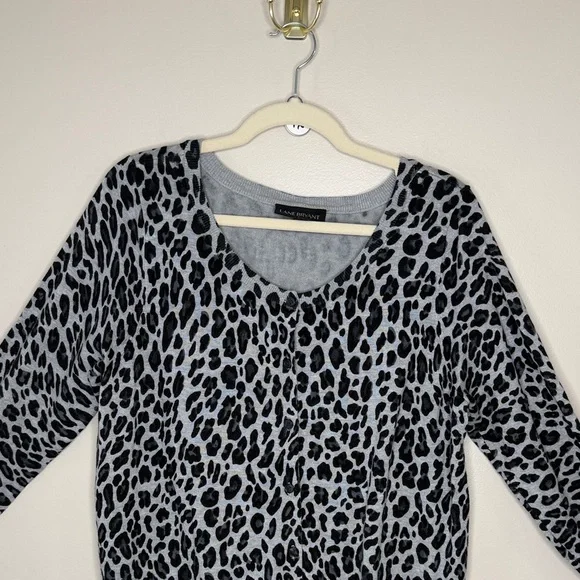 Lane Bryant Leopard Print Sweater Size 14/16 - Picture 2 of 7